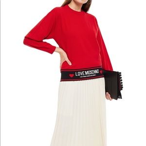 ❤️❤️❤️Love Moschino Jacquard-knit sweater size M/L❤️❤️❤️